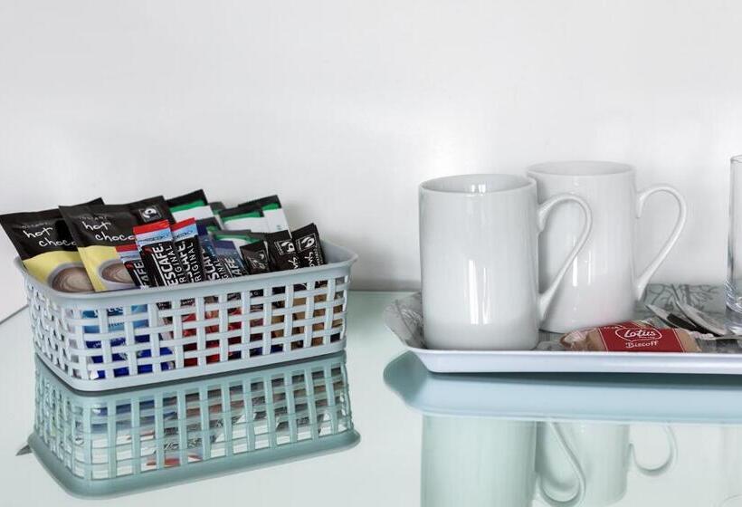 Fotos del hotel Oasis House:  16