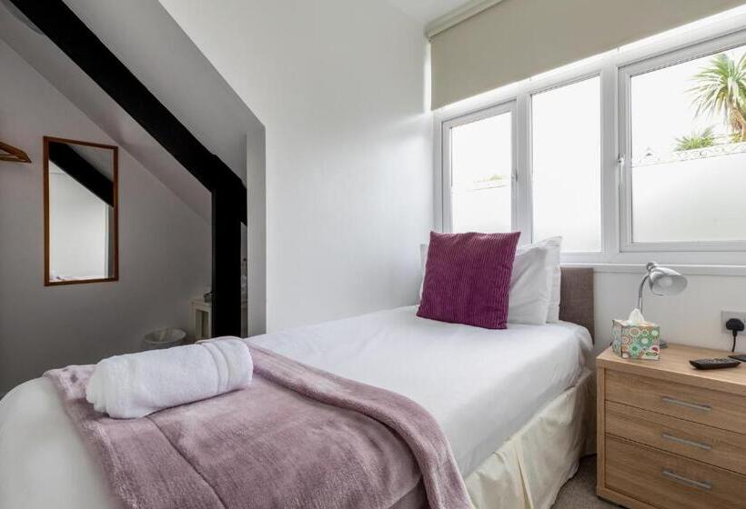 Fotos del hotel Oasis House:  22