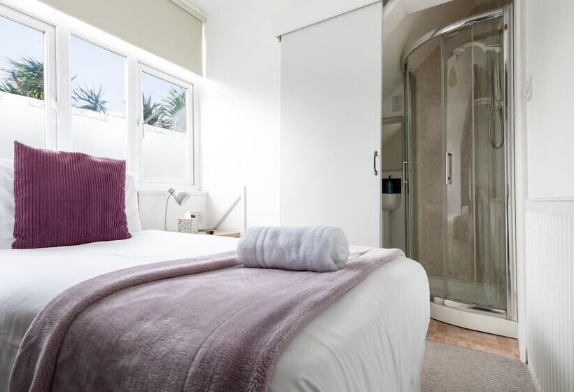 Fotos del hotel Oasis House:  21