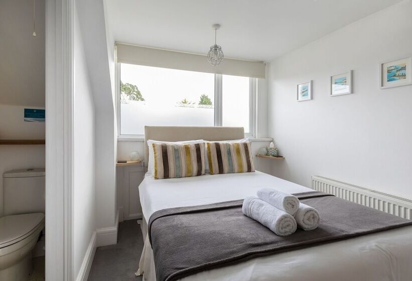 Fotos del hotel Oasis House:  25