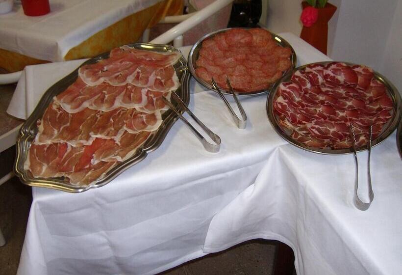 Fotos del hotel Villa Carla:  10