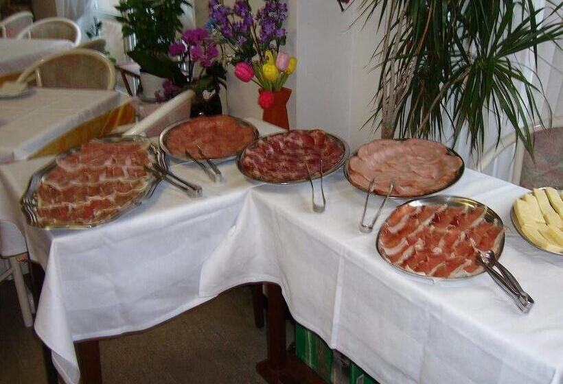 Fotos del hotel Villa Carla:  13