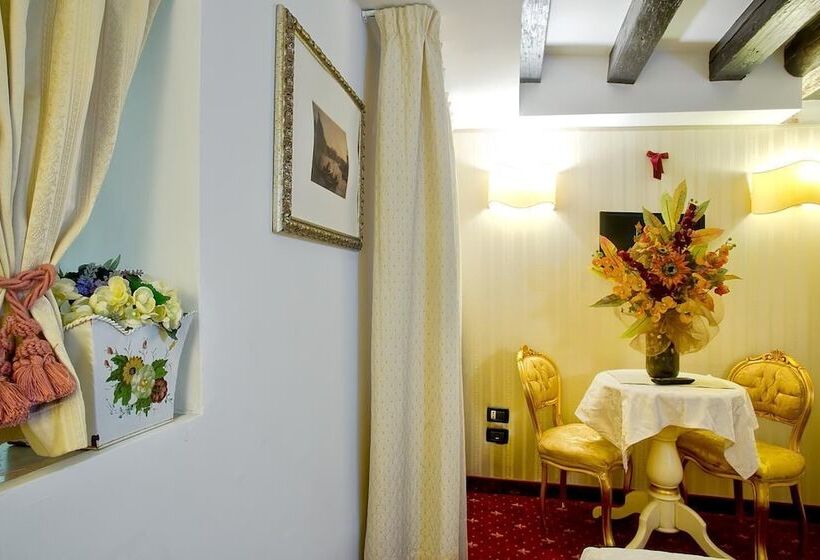 Fotos del hotel Ca' Della Loggia:  8