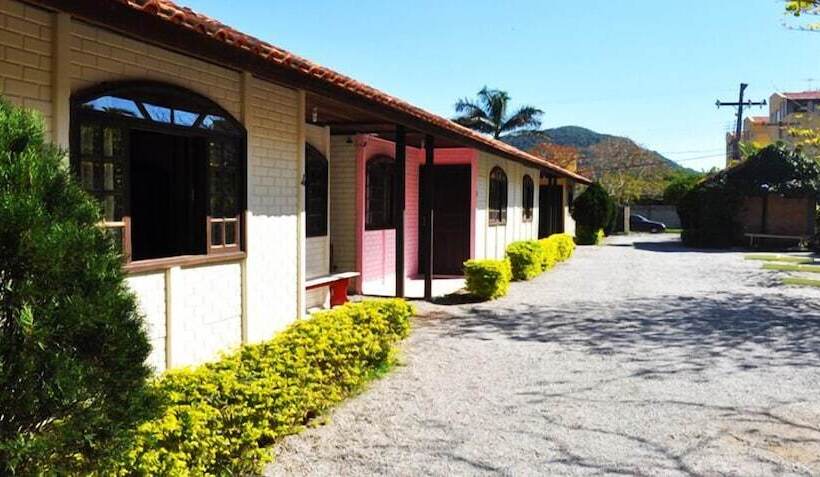 Fotos del hotel Pousada Perto Da Praia Dos Ingleses:  11