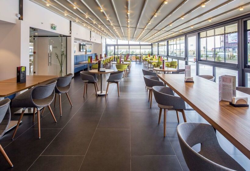 Fotos del hotel Hampton By Hilton Istanbul Kurtkoy:  14