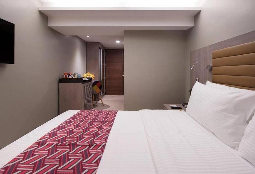 Fotos del hotel Solace:  16