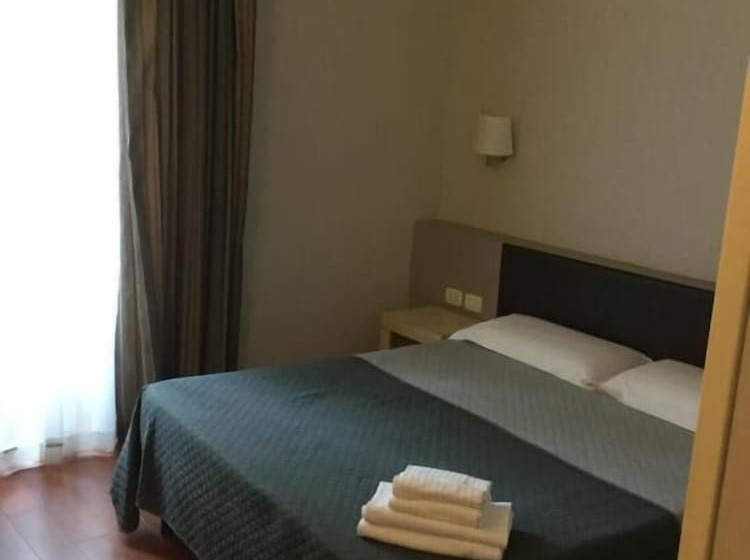 Elle Cavour Guest House