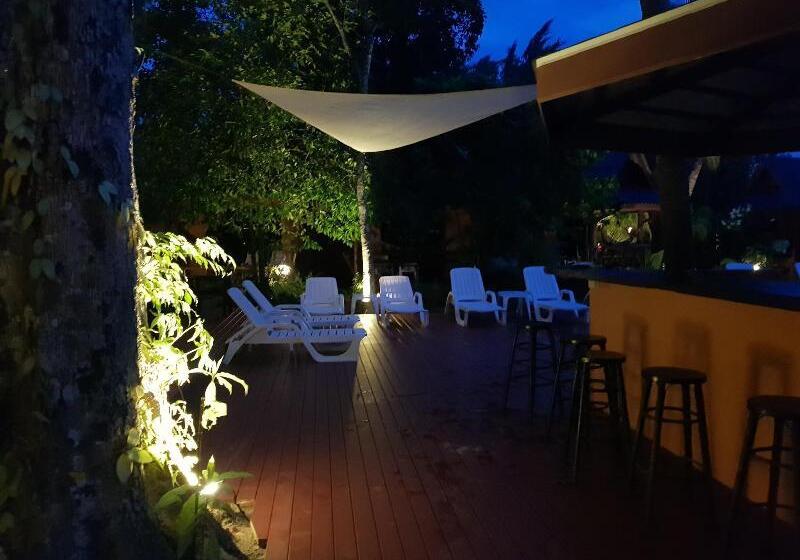 Fotos del hotel Lanta Pearl Beach Resort:  4