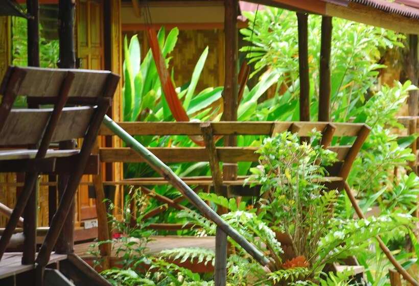 Fotos del hotel Lanta Pearl Beach Resort:  25