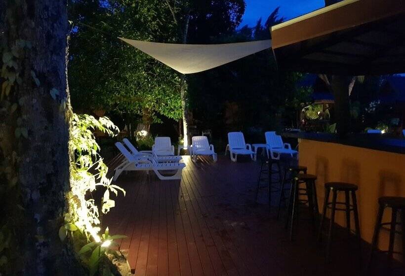 Fotos del hotel Lanta Pearl Beach Resort:  12