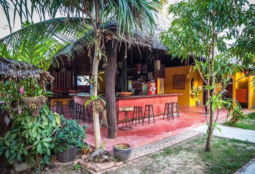 Fotos del hotel Lanta Pearl Beach Resort:  15