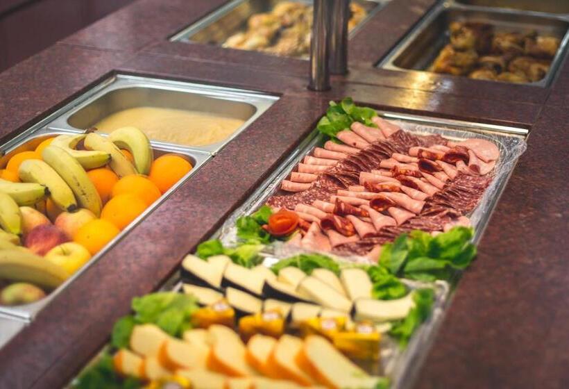 Fotos del hotel Hôtel Estival Arriel:  9