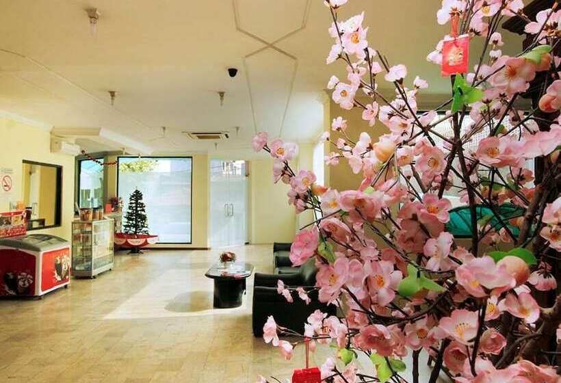 Fotos del hotel Lautze Indah:  6