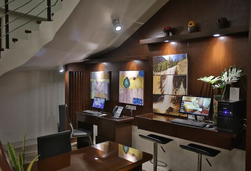 Fotos del hotel Coron Soleil Express:  3