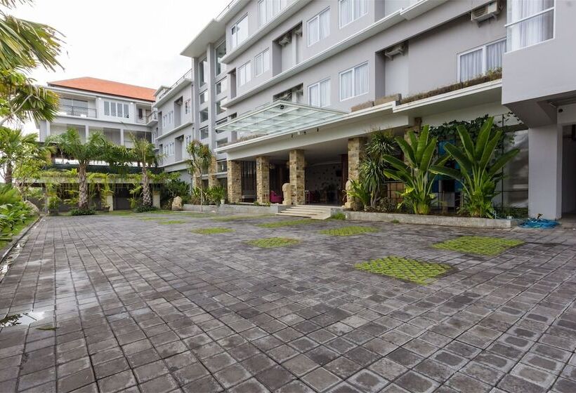 Fotos del hotel Reddoorz Plus @ Gunung Salak Street:  16