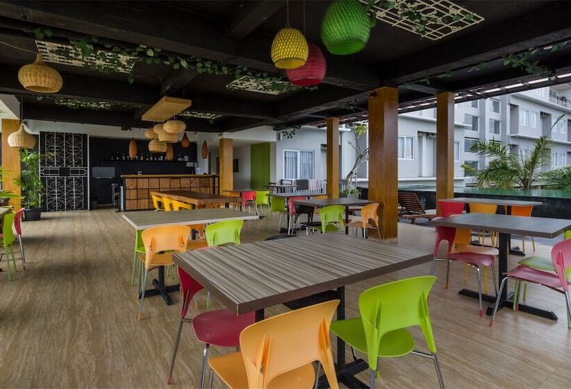 Fotos del hotel Reddoorz Plus @ Gunung Salak Street:  18