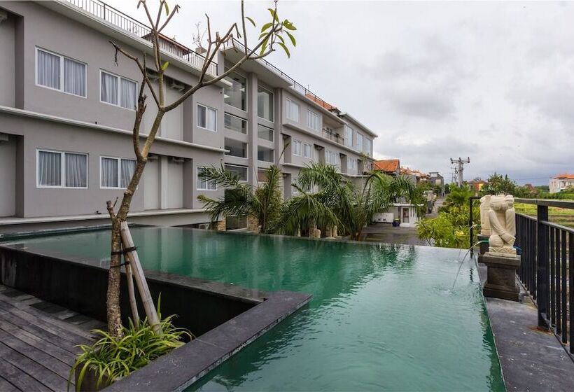 Fotos del hotel Reddoorz Plus @ Gunung Salak Street:  11