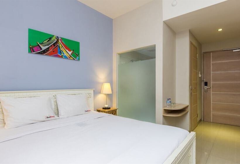 Fotos del hotel Reddoorz Plus @ Gunung Salak Street:  22