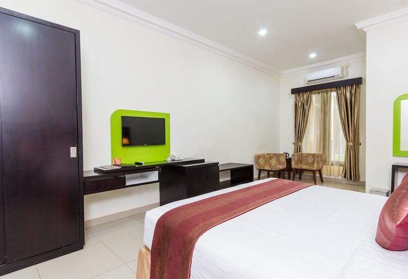 Fotos del hotel Reddoorz Plus @ Shri Lakshmi Seminyak:  17