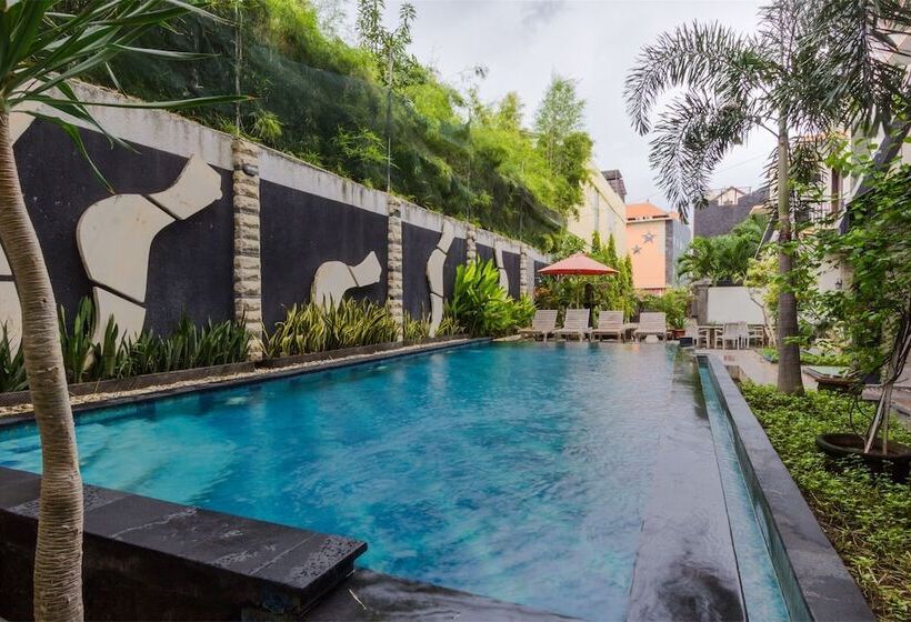 Fotos del hotel Reddoorz Plus @ Shri Lakshmi Seminyak:  10