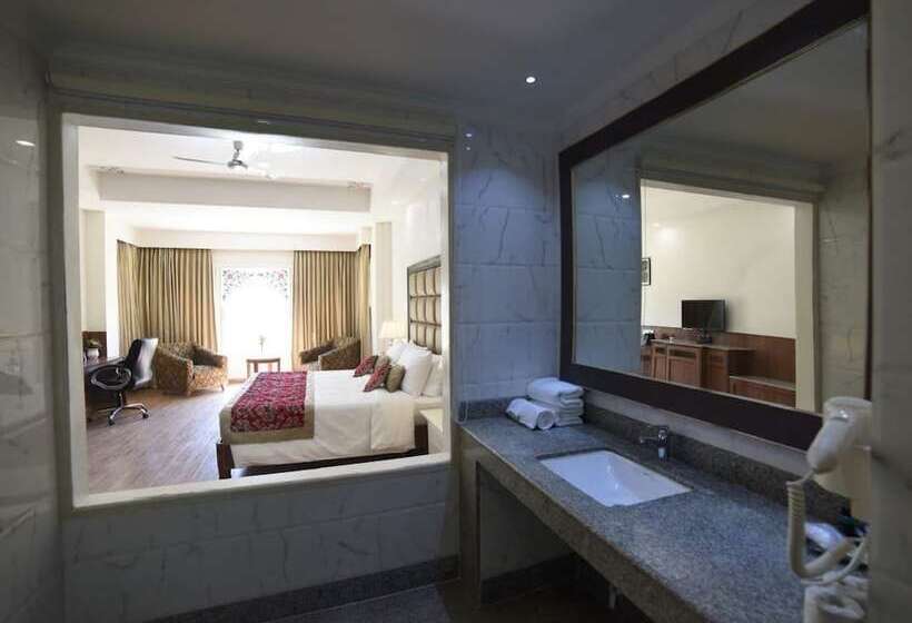 Fotos del hotel The Castle Mewar:  16