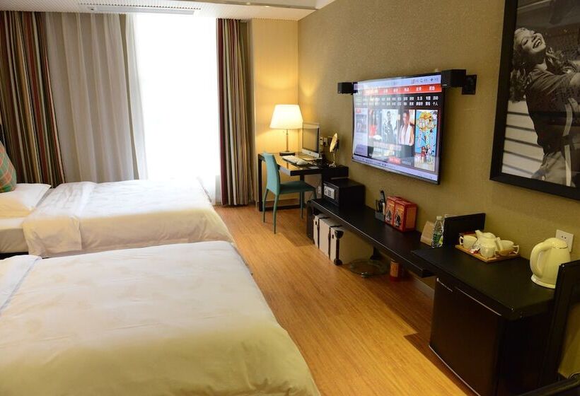 Fotos del hotel Merry Nest:  14