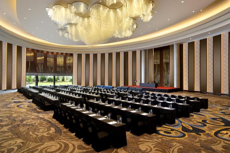 Fotos del hotel Resinda  Karawang:  8