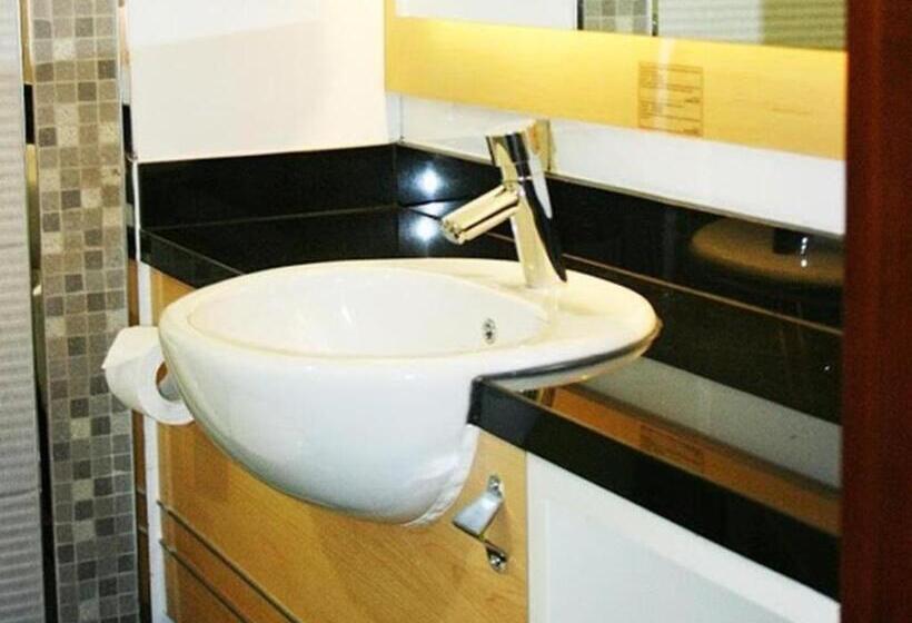 Fotos del hotel Citihub Hotel @ Arjuna:  17