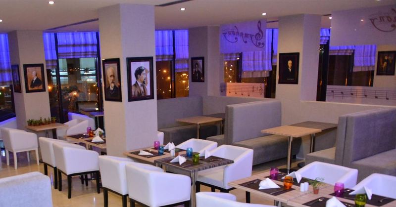 Fotos del hotel Adef:  10