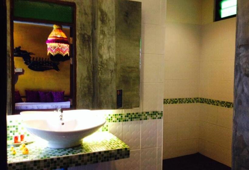 Fotos del hotel Soi One Boutique Bedrooms:  4