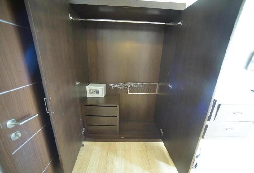 Fotos del hotel Villa Navin Beach Residence:  21