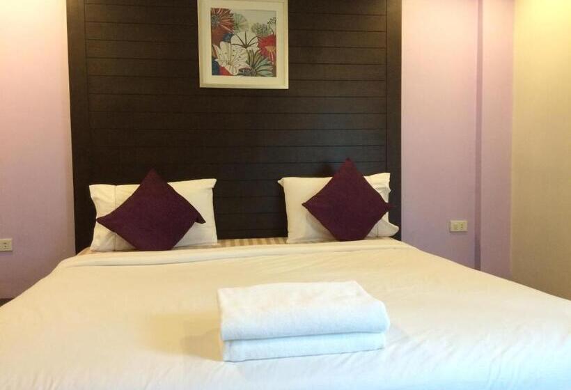 Fotos del hotel Villa Navin Beach Residence:  10