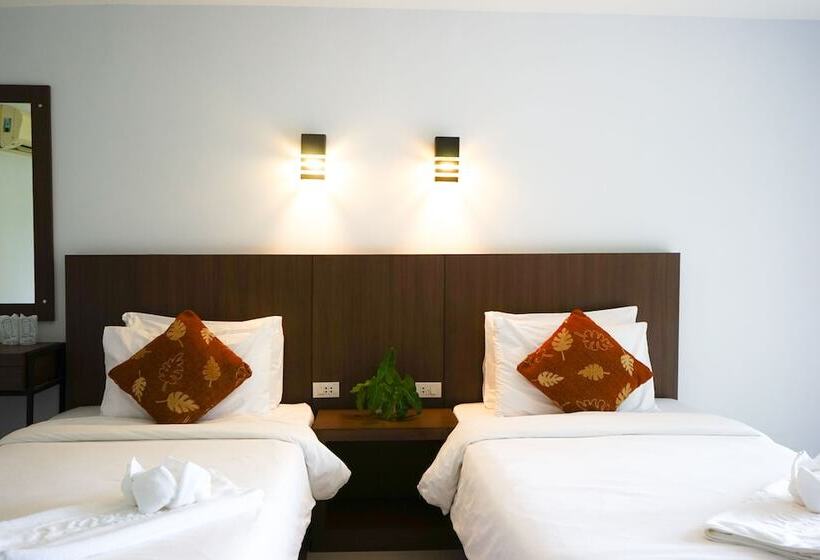 Fotos del hotel Nakhaburi  & Resort:  20