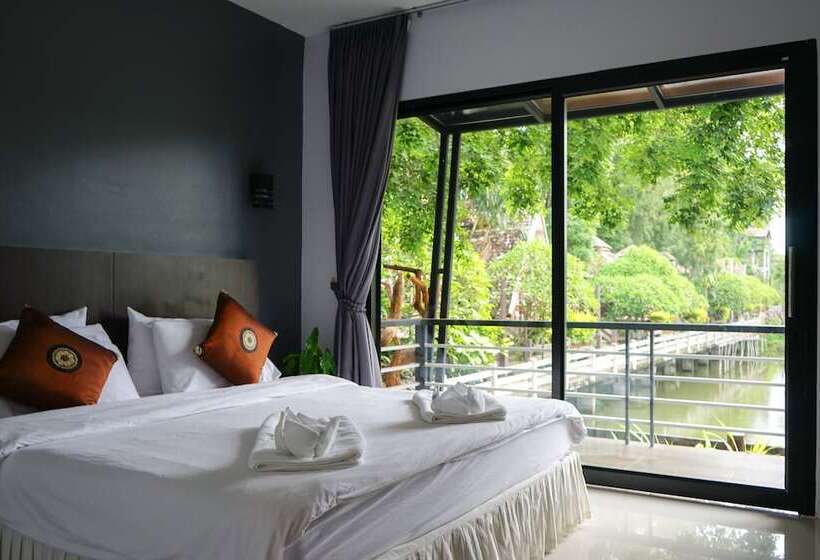 Fotos del hotel Nakhaburi  & Resort:  21