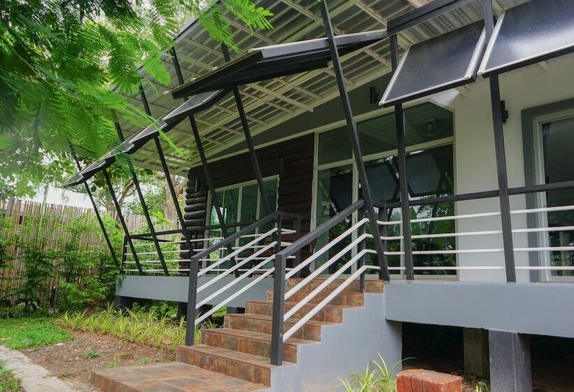 Fotos del hotel Nakhaburi  & Resort:  10