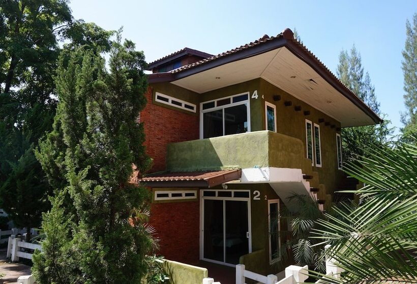 Fotos del hotel Nakhaburi  & Resort:  6