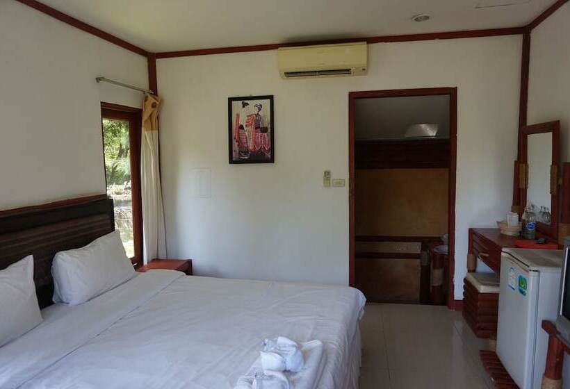 Fotos del hotel Nakhaburi  & Resort:  17