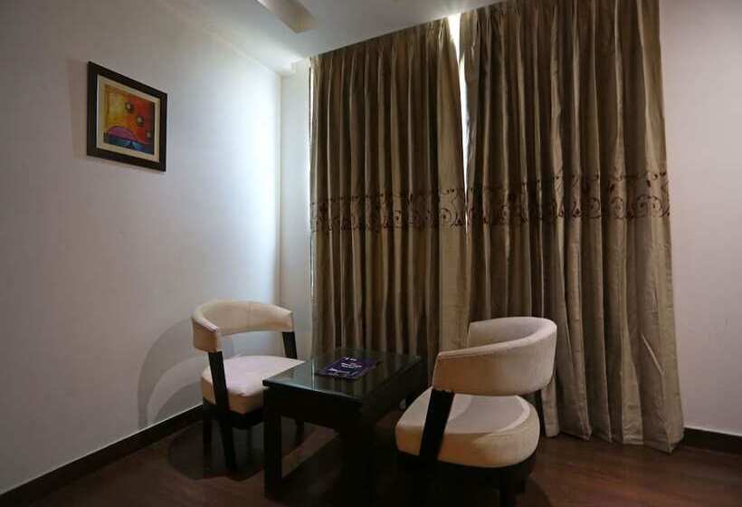 Fotos del hotel Capital O 7331  Airport Park Blue:  25