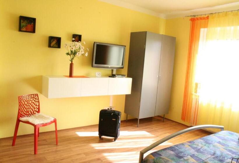 Fotos del hotel Na Vodách:  9