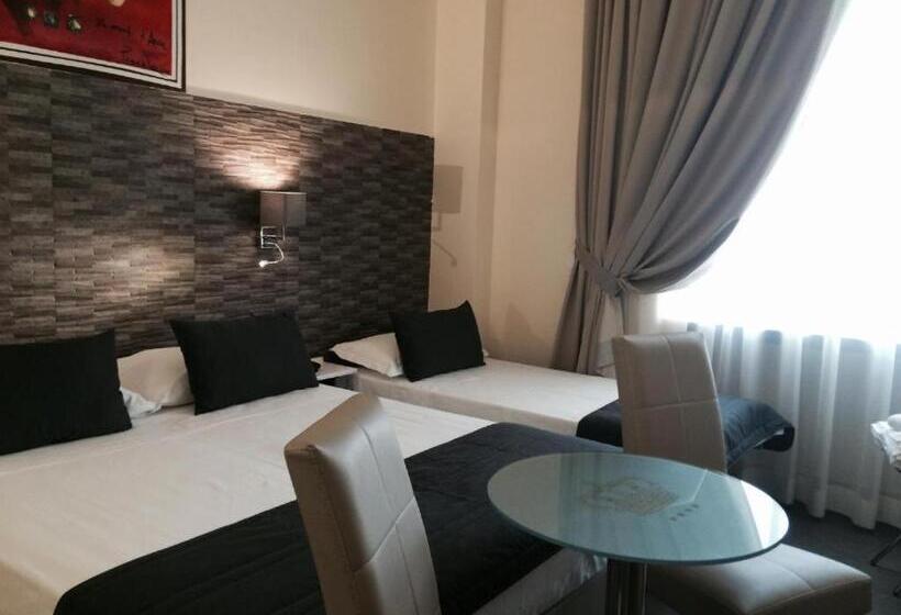 Fotos del hotel Boutique  Piazza Carita:  18