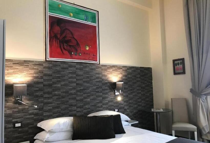 Fotos del hotel Boutique  Piazza Carita:  6