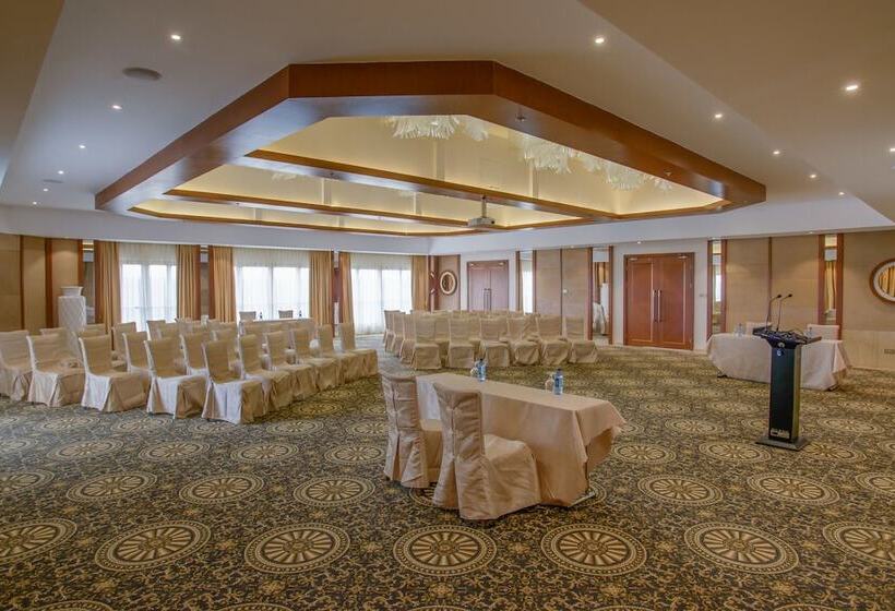 Fotos del hotel The Concord  And Suites:  8