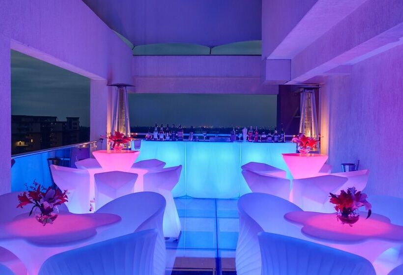 Fotos del hotel The Concord  And Suites:  3