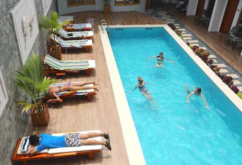 Fotos del hotel Kaani Village & Spa:  9