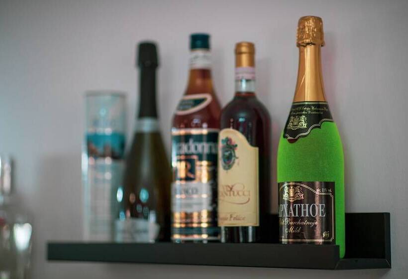 Fotos del hotel Burlamacco:  10