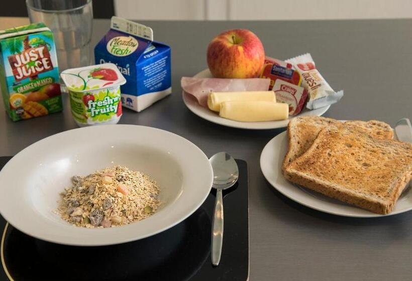 Fotos del hotel Quest Highbrook:  3