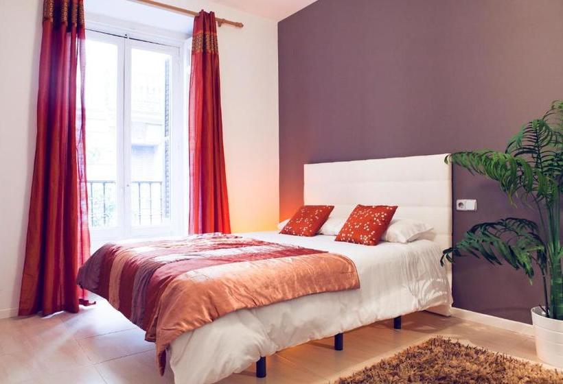 Fotos del hotel Six Rooms:  14