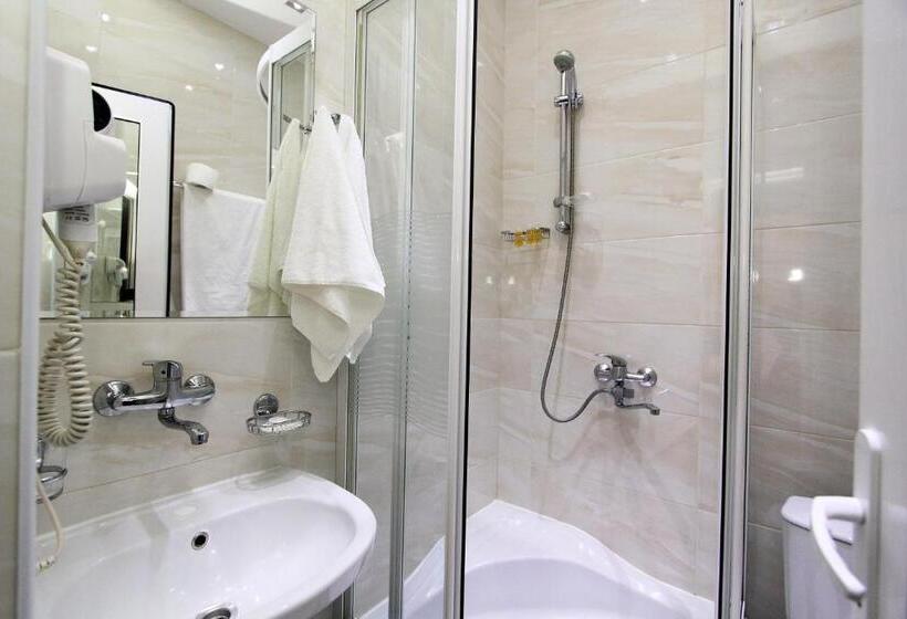 Fotos del hotel Gtm Kapan:  5