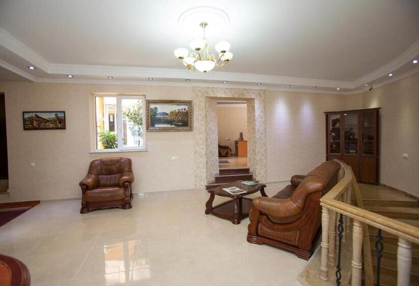 Fotos del hotel Gtm Kapan:  3