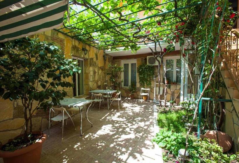 Fotos del hotel Gtm Kapan:  4